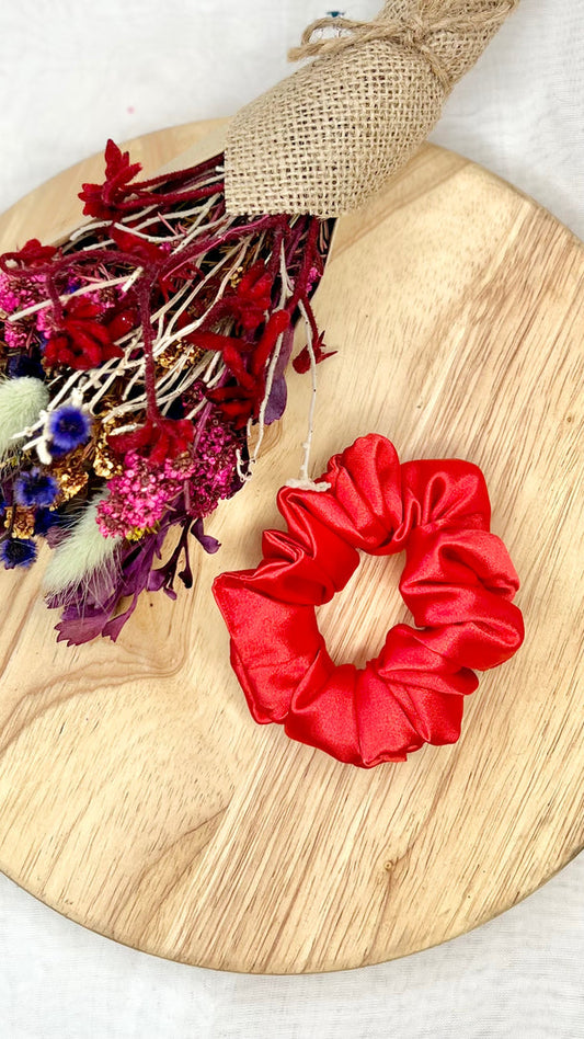 Silk Scrunchie Bright Red