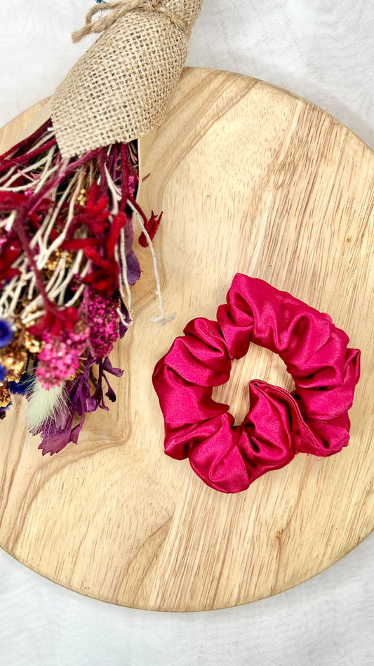 Silk Scrunchie Hot Pink