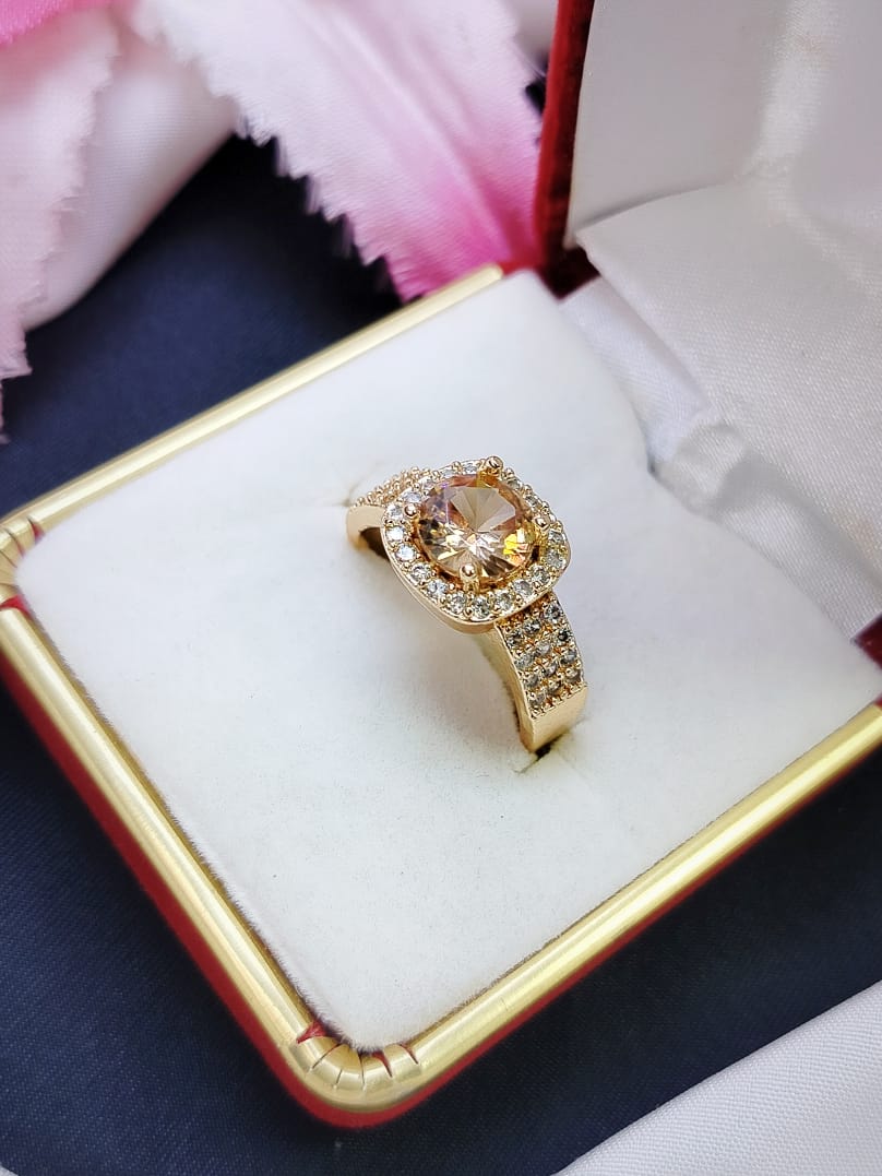 Zircon Fancy Golden Ring (gold)