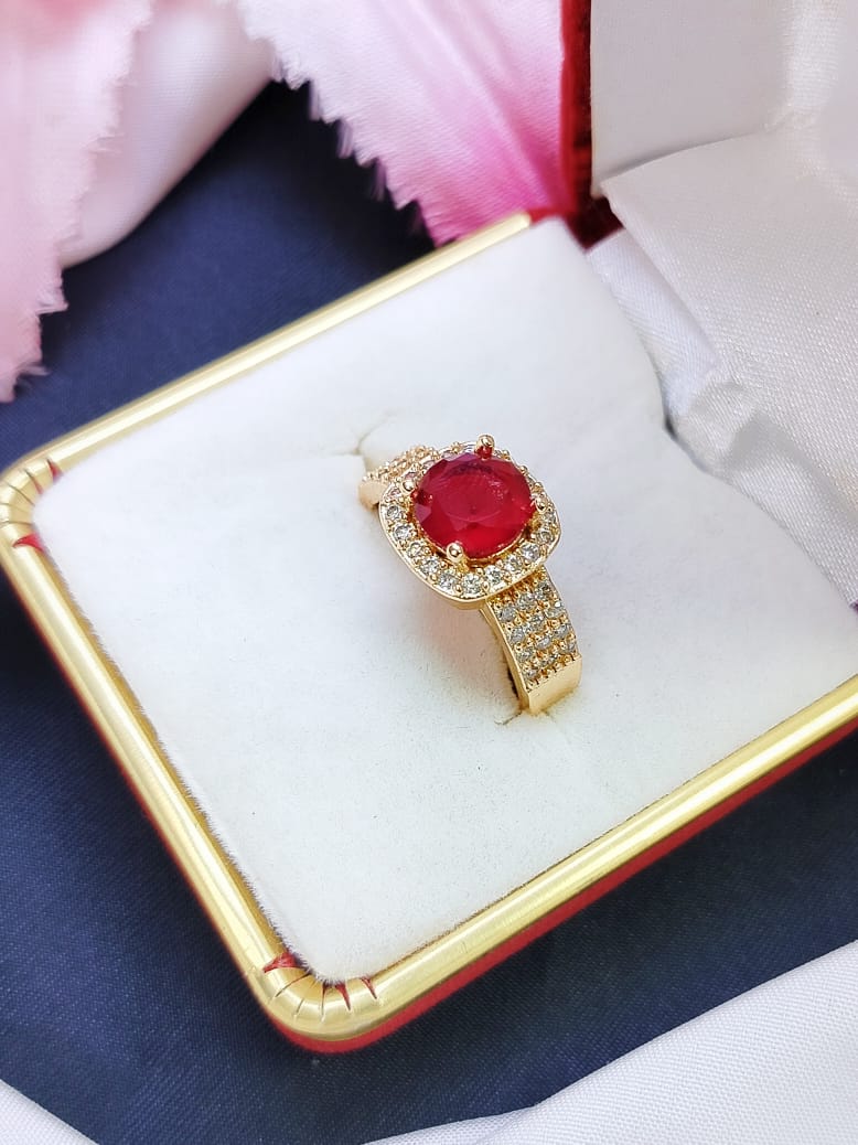 Zircon Fancy Golden Ring (Red)